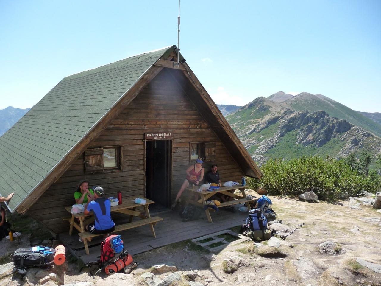 Presentation and reservation of the refuges on the GR20